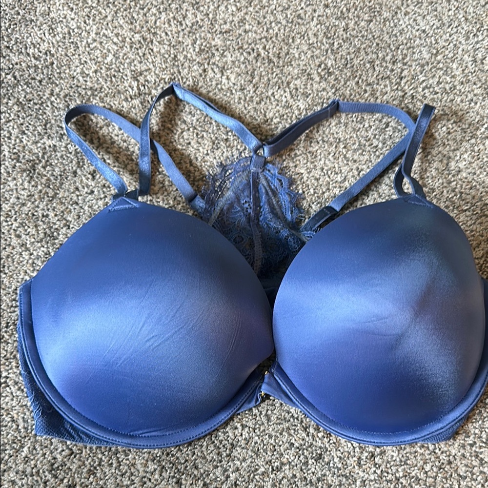 Victoria's Secret Blue Lace‎ Bra